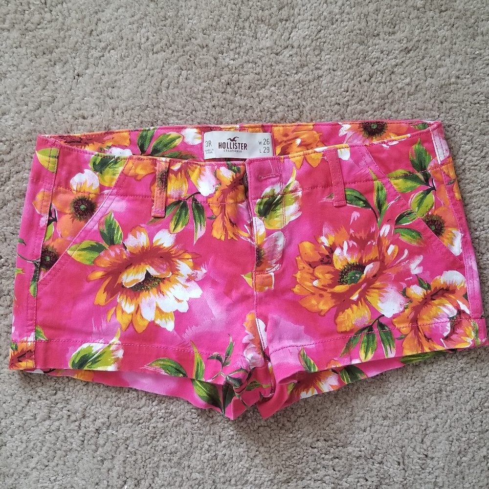 Hollister Hawaiian Floral print Shorts
